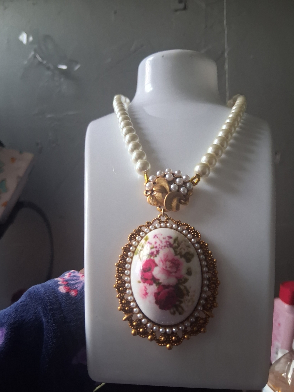 Pearl Bead Necklace with Floral Cameo Pendant - Ivory and Gold - Picture 1 of 5